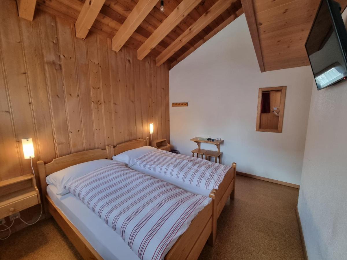 Astoria 3*