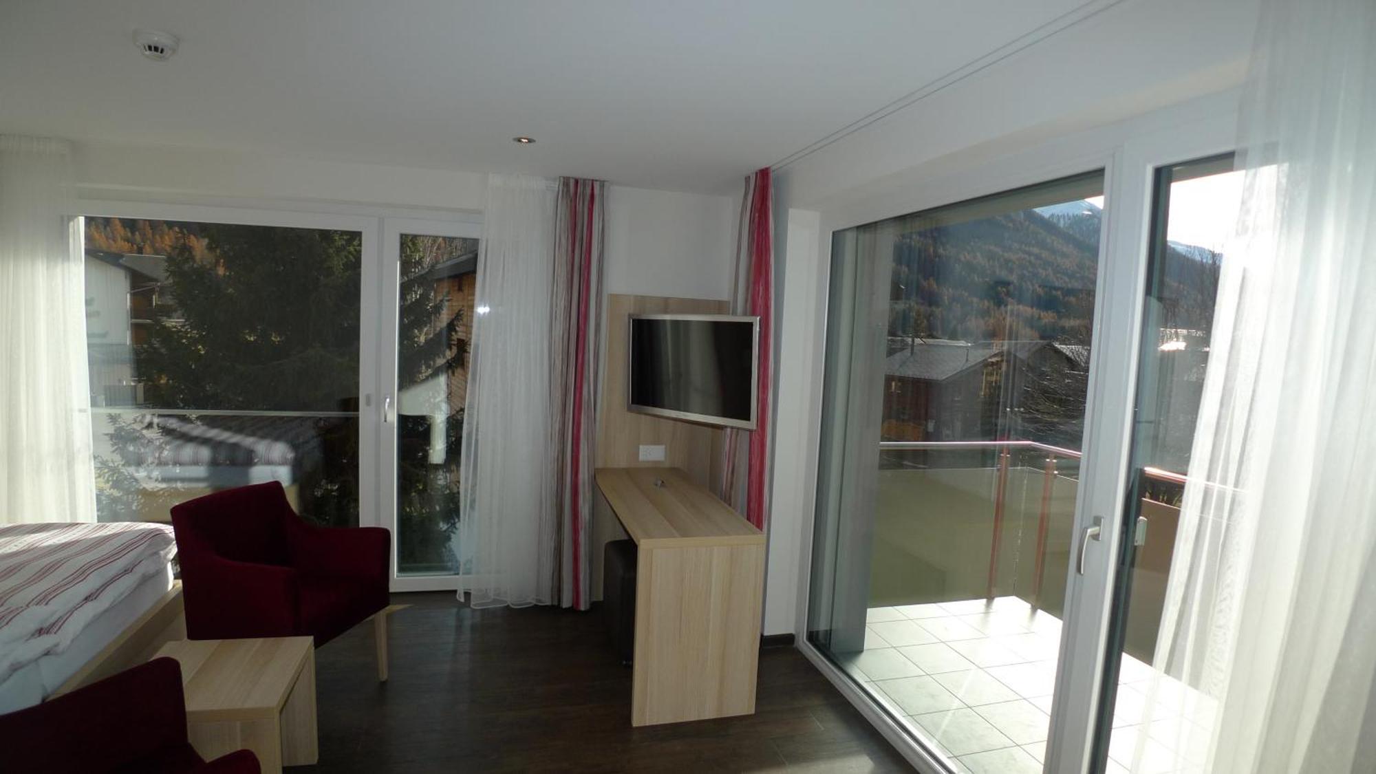 Astoria 3*